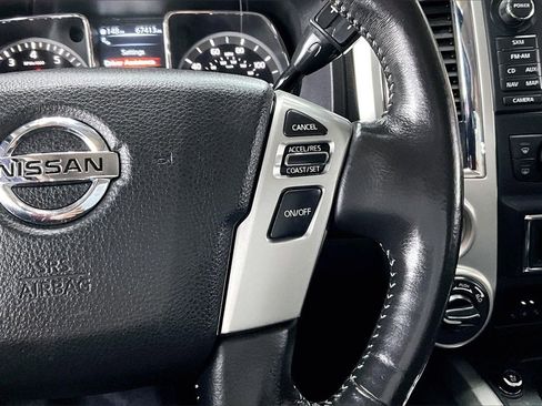 Used 2018 Nissan Titan PRO-4X image 12