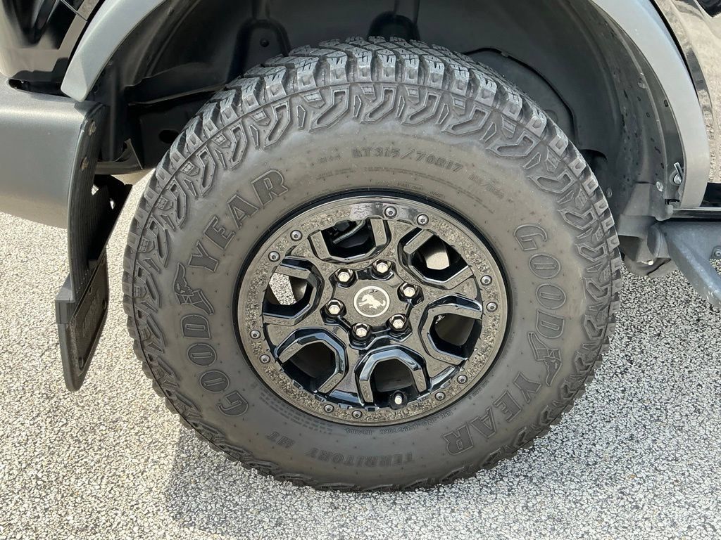 Used 2024 Ford Bronco Wildtrak AWD/4WD image 21