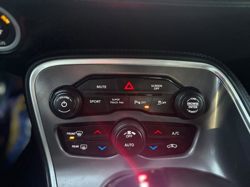 Certified 2021 Dodge Challenger GT w/ Plus Package image 20