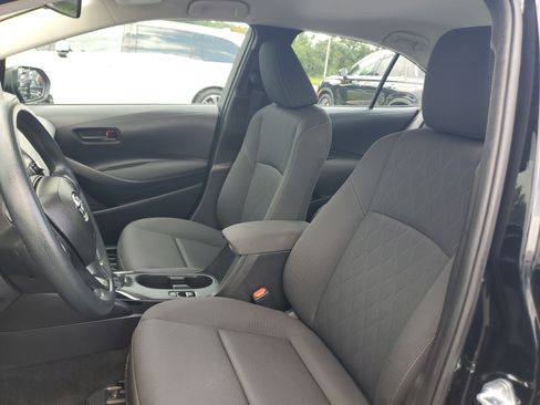 Certified 2025 Toyota Corolla LE FWD image 19