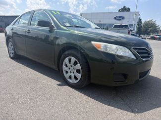 Used 2011 Toyota Camry LE FWD video 1