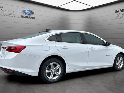 Used 2023 Chevrolet Malibu LS image 4