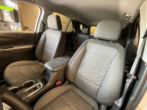 Used 2018 Chevrolet Equinox LT FWD image 11
