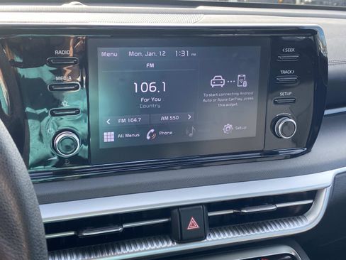 Used 2023 Kia K5 LXS image 18