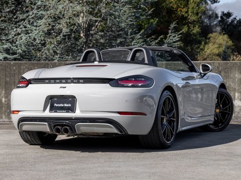 Certified 2025 Porsche 718 Boxster S RWD image 11