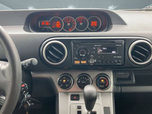 Used 2012 Scion xB image 17