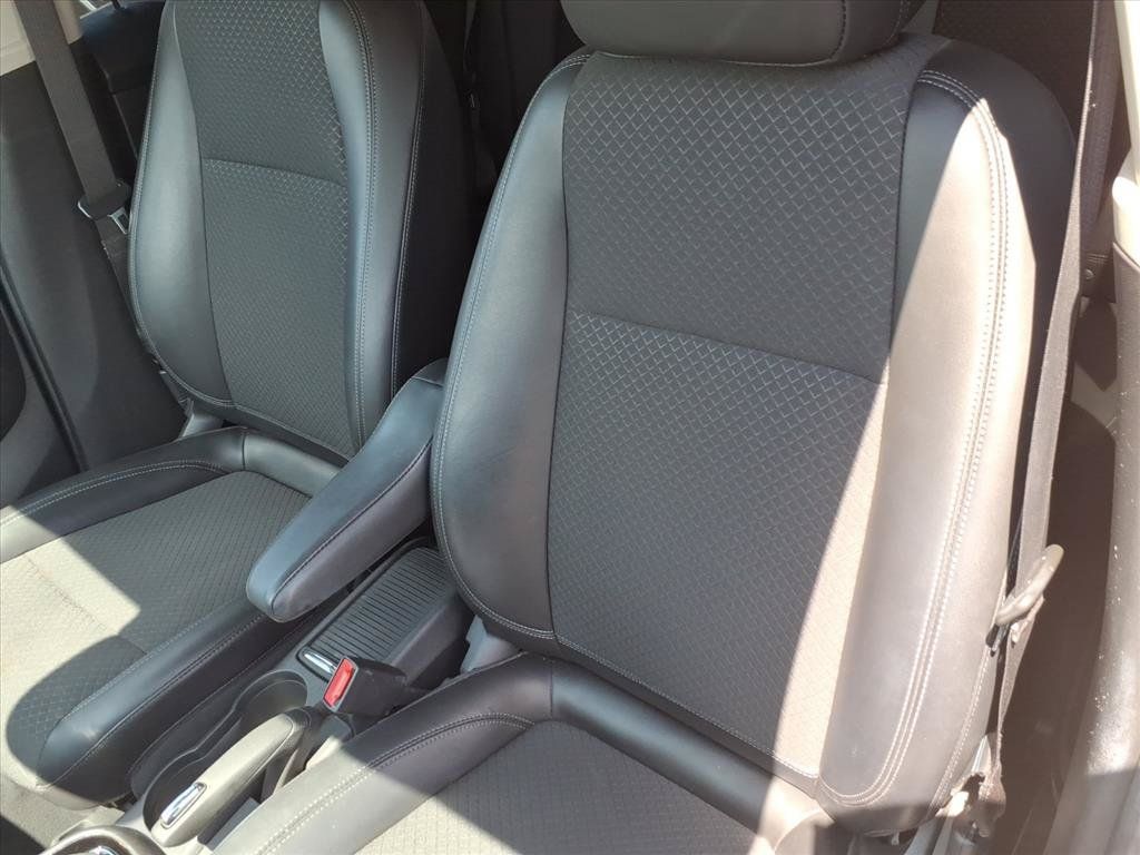 Used 2022 Buick Encore Preferred w/ Safety Package AWD/4WD image 17
