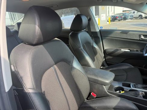 Used 2019 Kia Optima S image 10