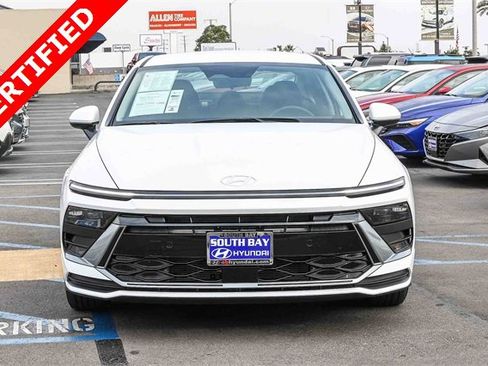 Certified 2025 Hyundai Sonata SE image 2