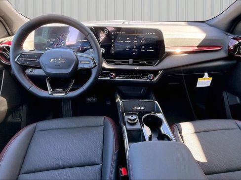 New 2026 Chevrolet Equinox RS w/ Safety and Technology Package image 2