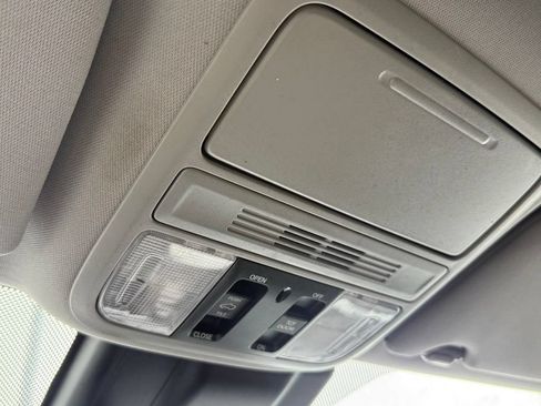 Used 2020 Honda Odyssey EX-L image 16