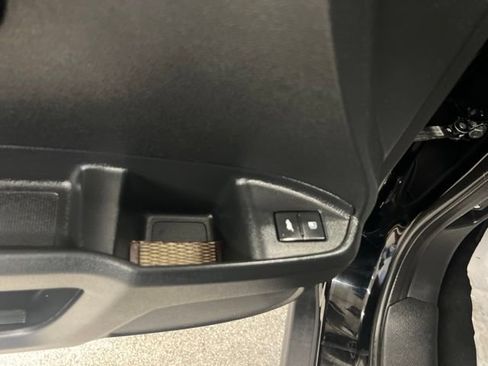 Used 2017 Honda Pilot Elite image 32