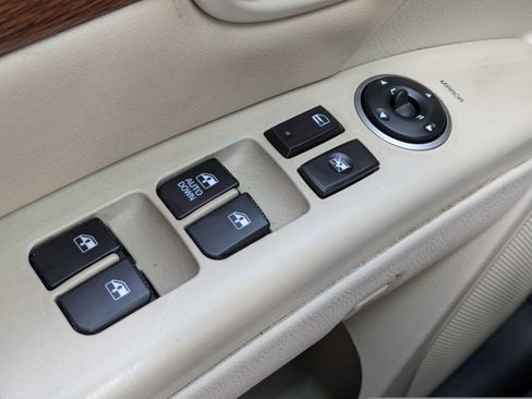 Used 2008 Hyundai Santa Fe SE FWD image 19