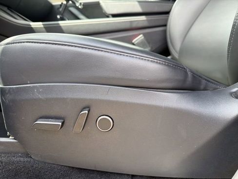 Used 2023 Tesla Model Y Long Range AWD/4WD image 13