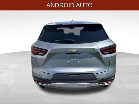 Used 2025 Chevrolet Blazer LT FWD image 6