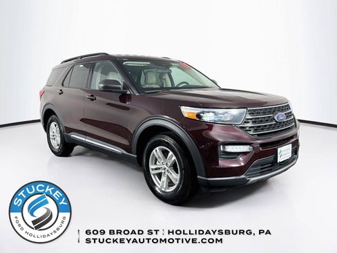 Used 2022 Ford Explorer XLT w/ Equipment Group 202A AWD/4WD image 1