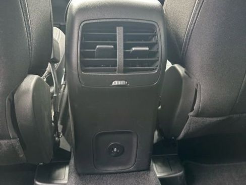 Used 2023 Ford Escape Active image 18