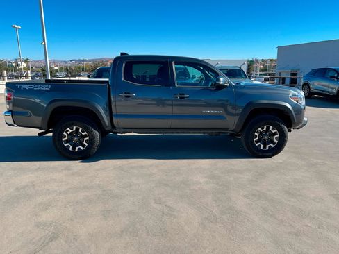 Used 2023 Toyota Tacoma TRD Off-Road image 7