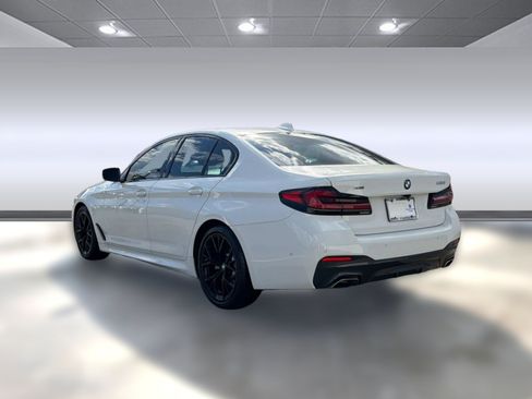 Used 2021 BMW 530i xDrive w/ M Sport Package AWD/4WD image 3
