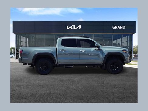 Used 2021 Toyota Tacoma TRD Pro AWD/4WD image 1