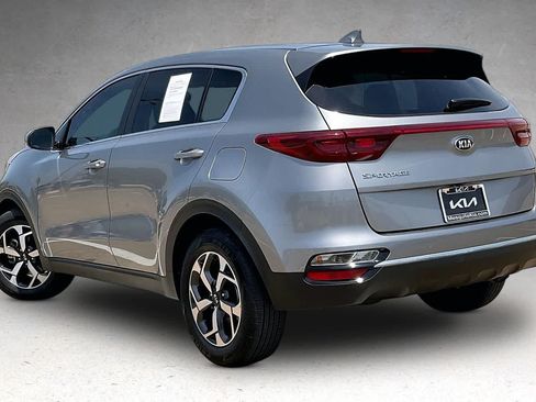 Certified 2022 Kia Sportage LX FWD image 4