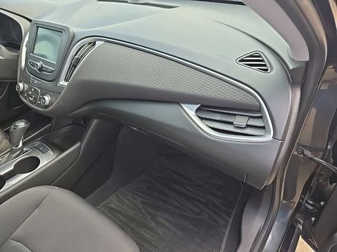 Used 2017 Chevrolet Malibu LS w/ LPO, Convenience Package 1 FWD image 61