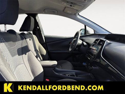 Used 2016 Toyota Prius Two image 15