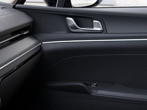 New 2026 Kia K5 LXS image 25