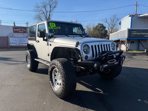 Used 2011 Jeep Wrangler Sport image 2