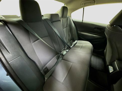 Used 2023 Toyota Corolla LE image 24