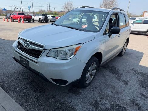 Used 2016 Subaru Forester 2.5i w/ Popular Package #2 image 2