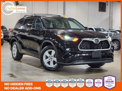 Used 2022 Toyota Highlander LE