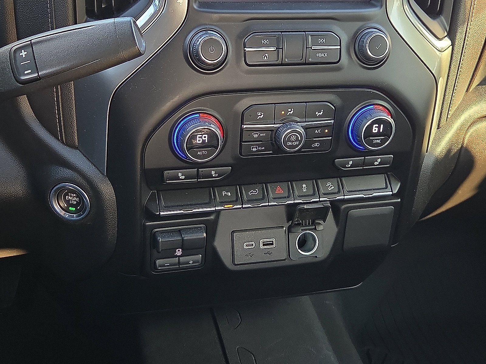 Used 2023 Chevrolet Silverado 3500 LT w/ All Star Edition AWD/4WD image 17