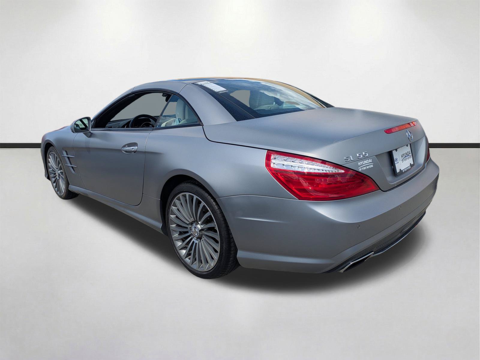 Used 2014 Mercedes-Benz SL 550 image 6