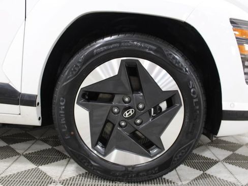 Used 2024 Hyundai Kona Limited FWD image 45