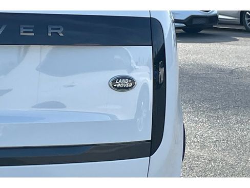 Used 2023 Land Rover Range Rover Long Wheelbase SE AWD/4WD image 50