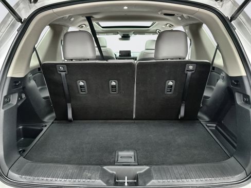 Used 2025 Honda Pilot Elite image 25