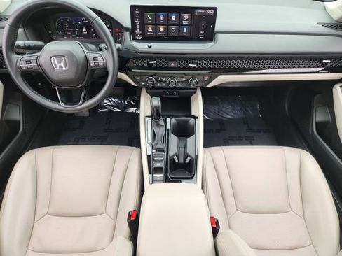 Used 2024 Honda Accord EX-L image 19