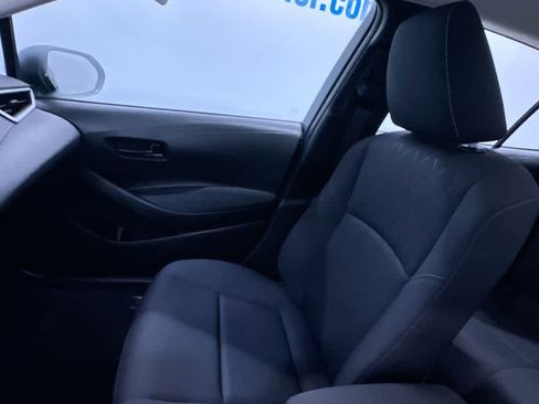 Used 2023 Toyota Corolla LE image 32