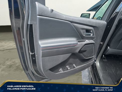 Certified 2025 Chevrolet Silverado EV RST AWD/4WD image 23