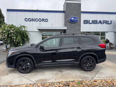 Certified 2023 Subaru Ascent Onyx Edition AWD/4WD image 1