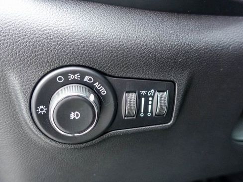 New 2026 Jeep Compass Latitude image 22