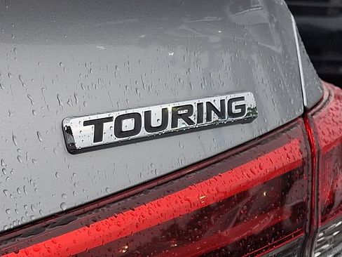 Used 2024 Honda Civic Touring image 30