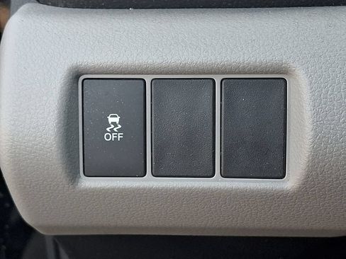 Used 2023 Honda Pilot LX image 27