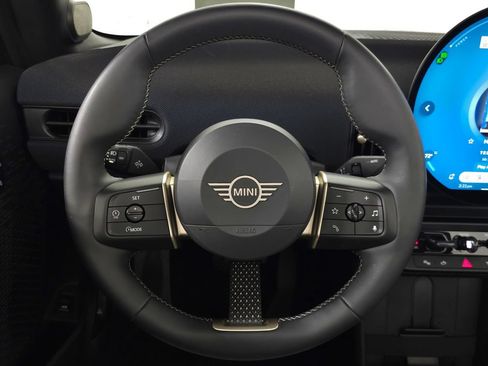 Used 2026 MINI Cooper S FWD image 17