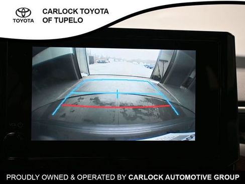 Used 2025 Toyota Corolla SE image 11