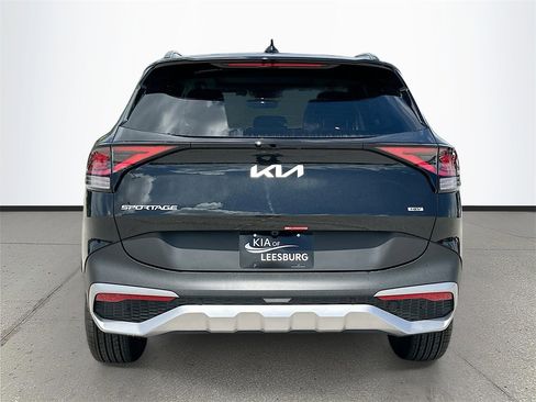 Used 2025 Kia Sportage EX w/ EX Premium Package image 6