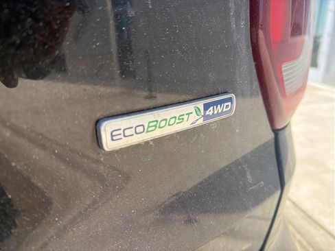 Used 2018 Ford Explorer Sport image 4