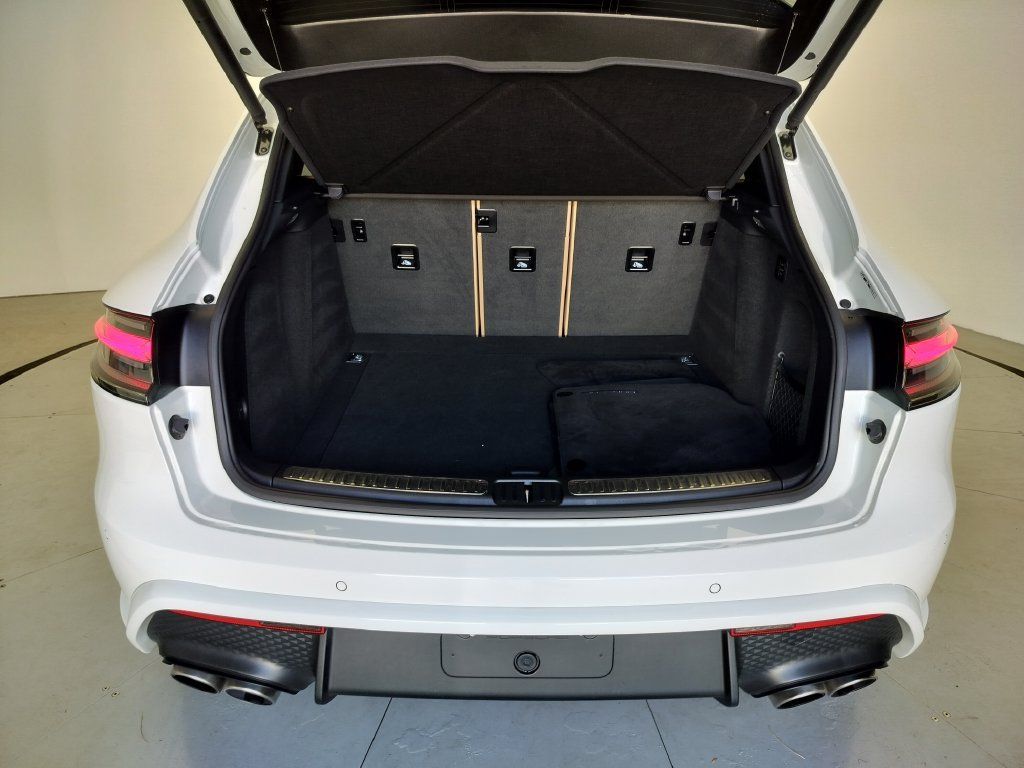 Certified 2024 Porsche Macan S w/ Premium Plus Package AWD/4WD image 26