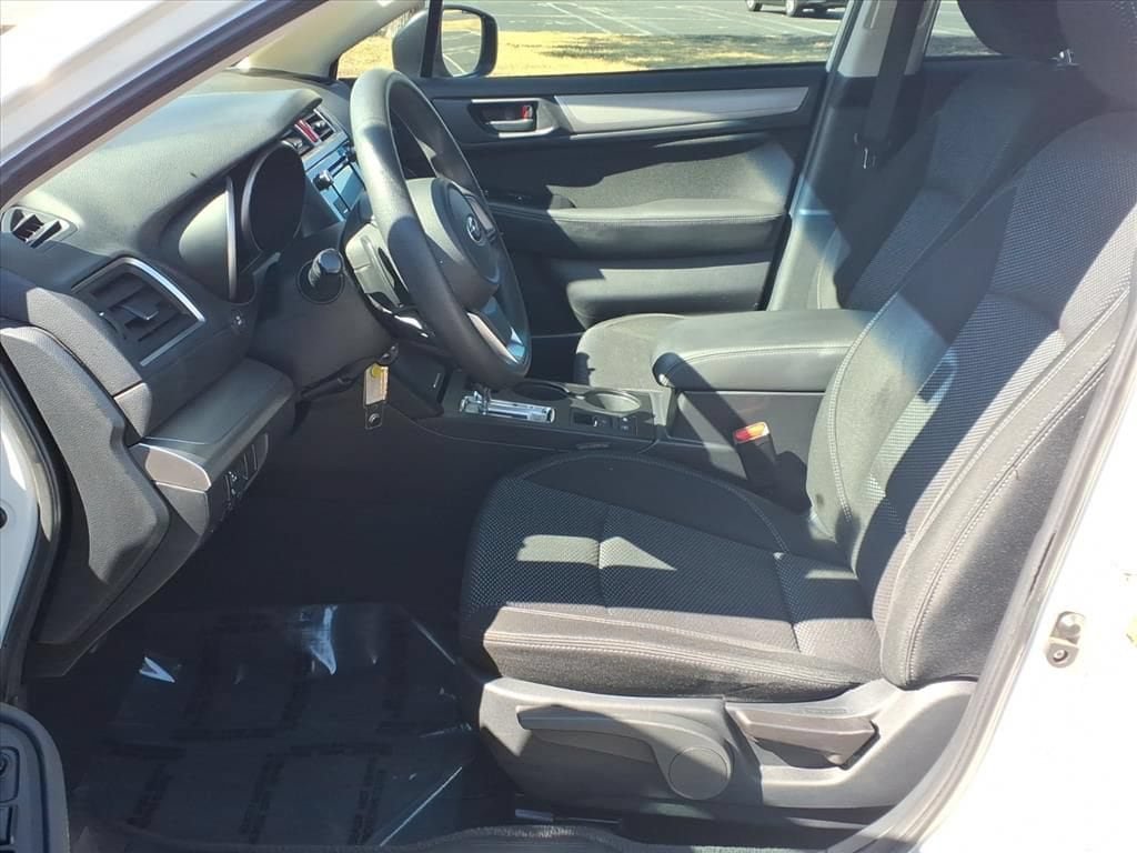 Used 2019 Subaru Outback 2.5i AWD/4WD image 19